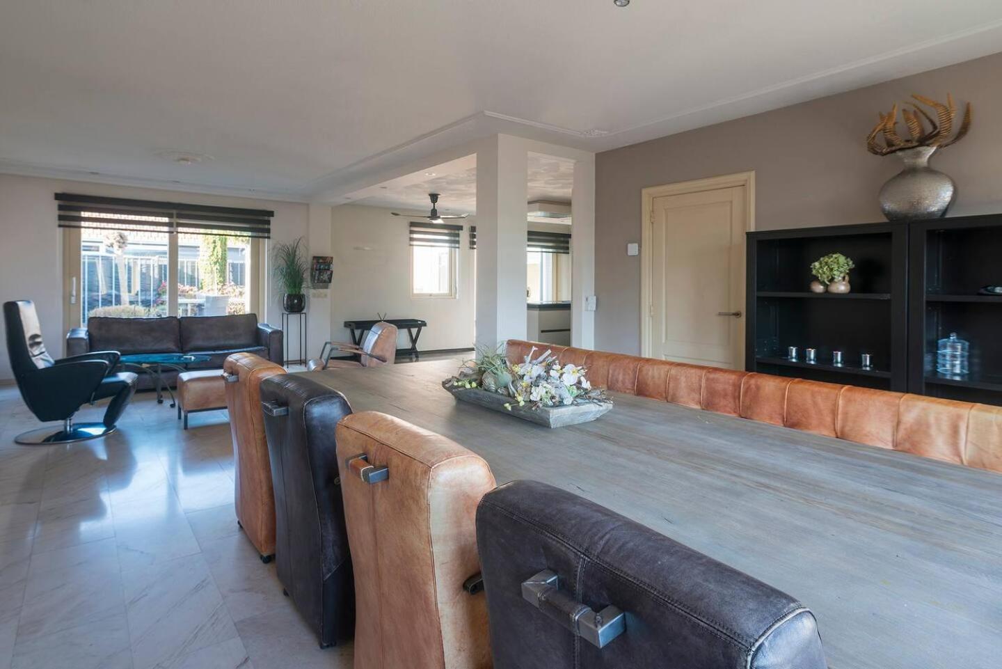 Xxl House With Free Parking & 3 Bedrooms Tilburg Exterior photo