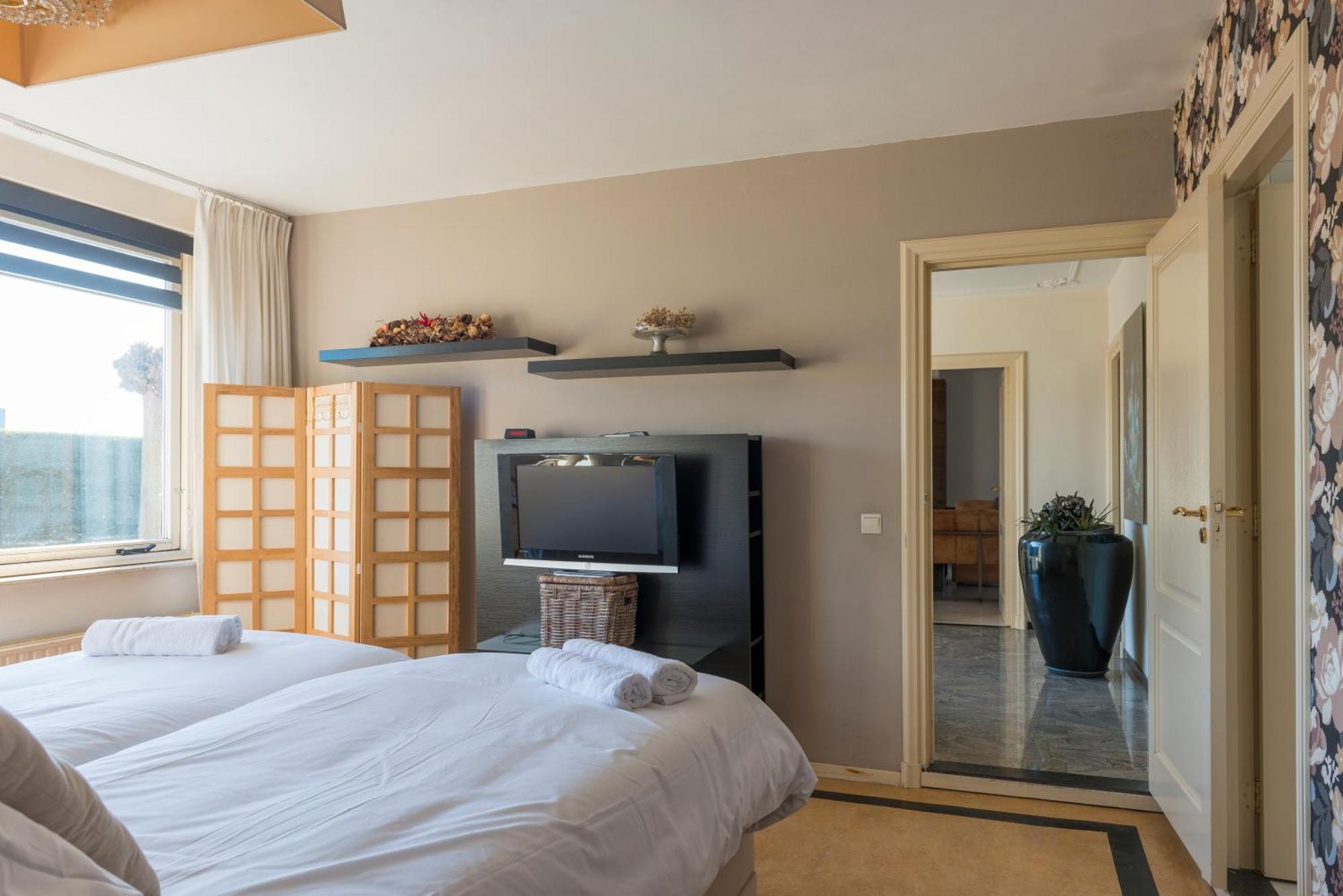 Xxl House With Free Parking & 3 Bedrooms Tilburg Exterior photo